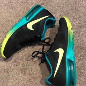 Nike Air Max Sequent